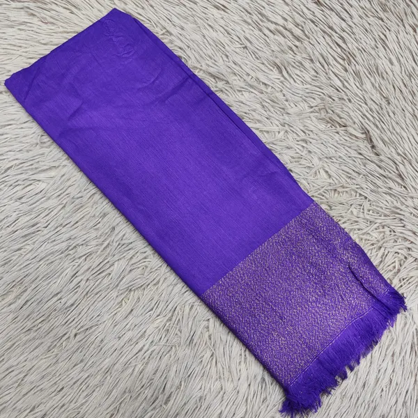 Big Size Soft Rayon Hijabs with Broad Golden Zari Border | HJ18